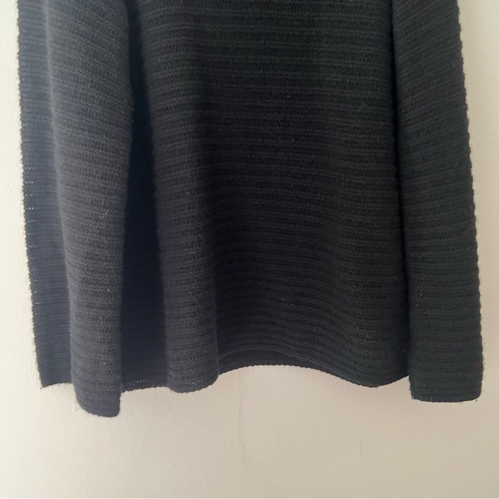 Theory Black Cashmere Sweater Horizontal Rib Size Small Minimalist Quiet Luxury - Picture 3 of 10